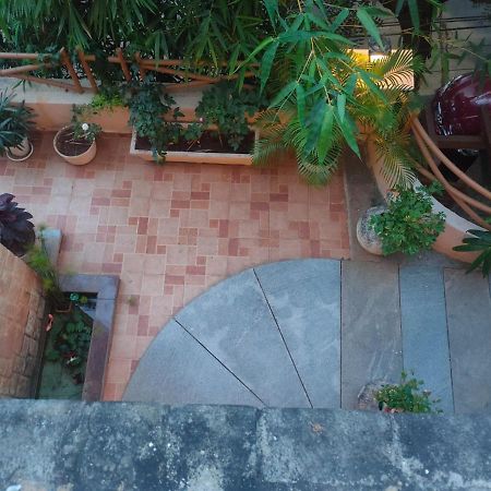 Nomads Nest Hyderabad Exterior photo