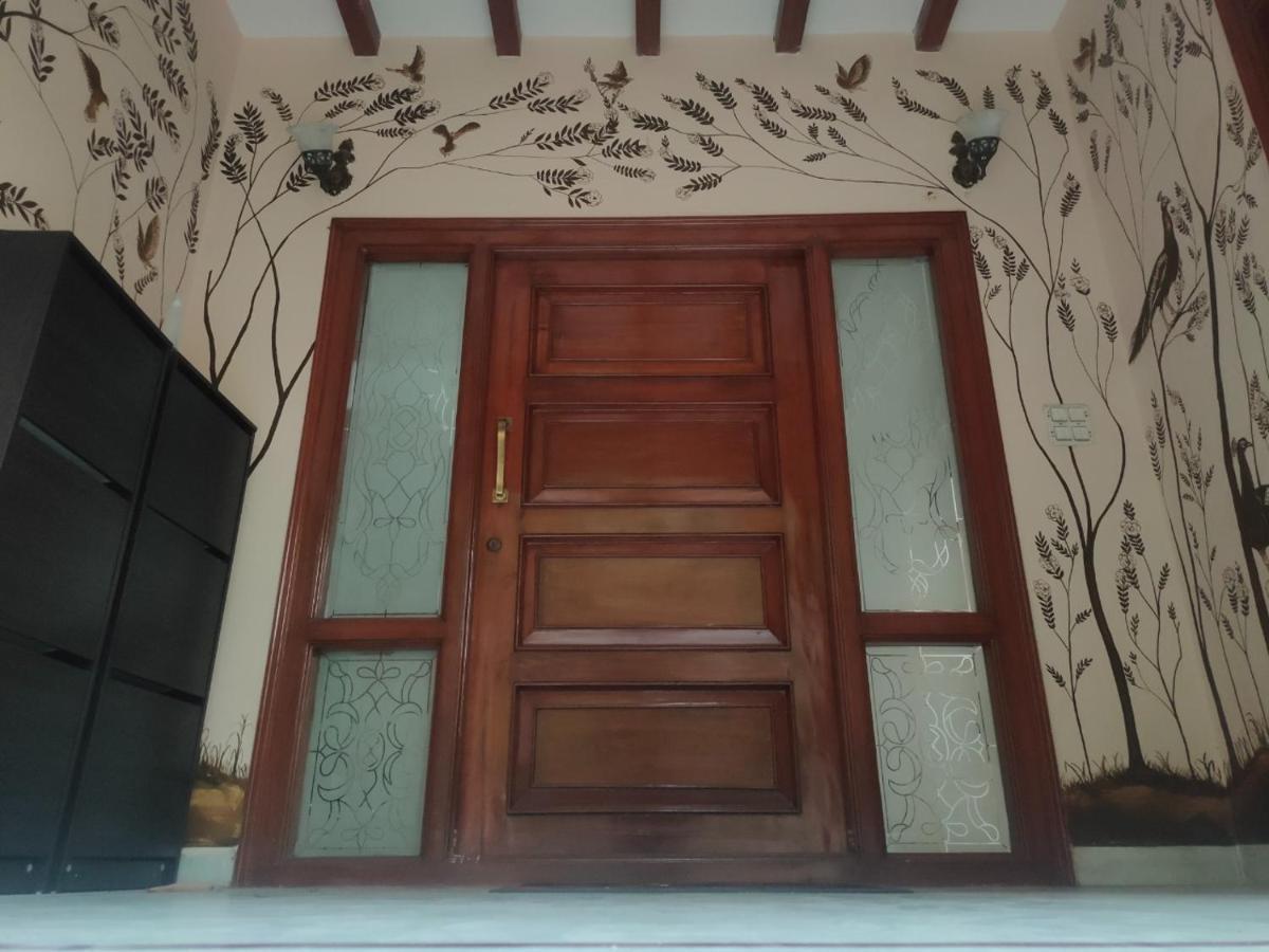 Nomads Nest Hyderabad Exterior photo