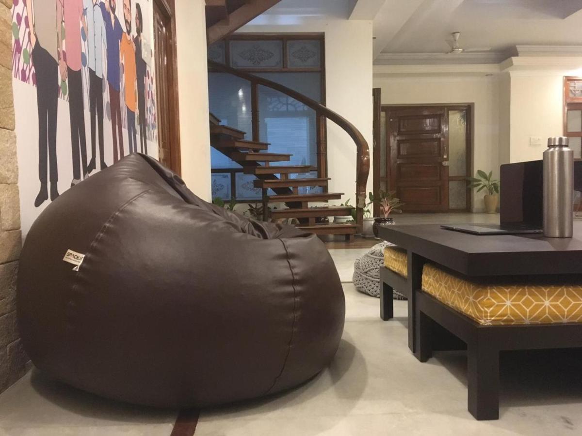 Nomads Nest Hyderabad Exterior photo