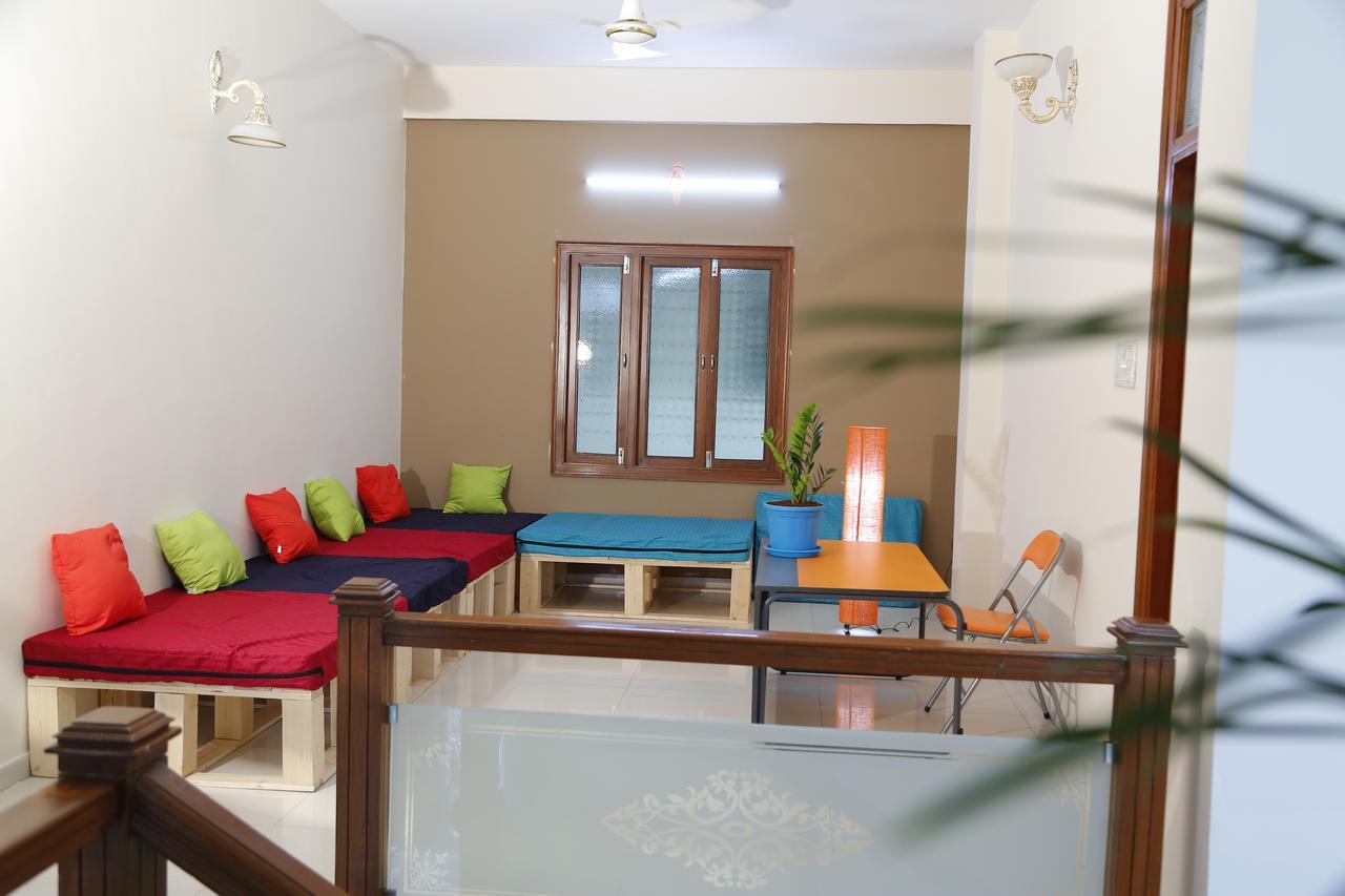 Nomads Nest Hyderabad Exterior photo