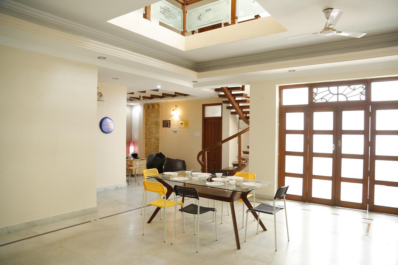 Nomads Nest Hyderabad Exterior photo